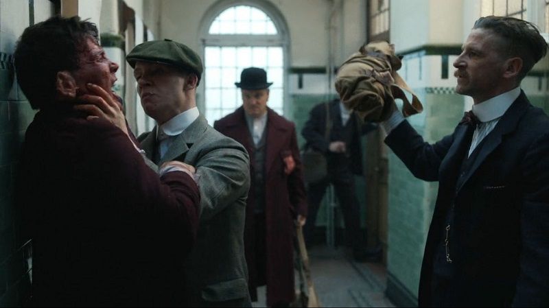 Peaky Blinders S01E02 Dual Audio {Hindi-English} BluRay