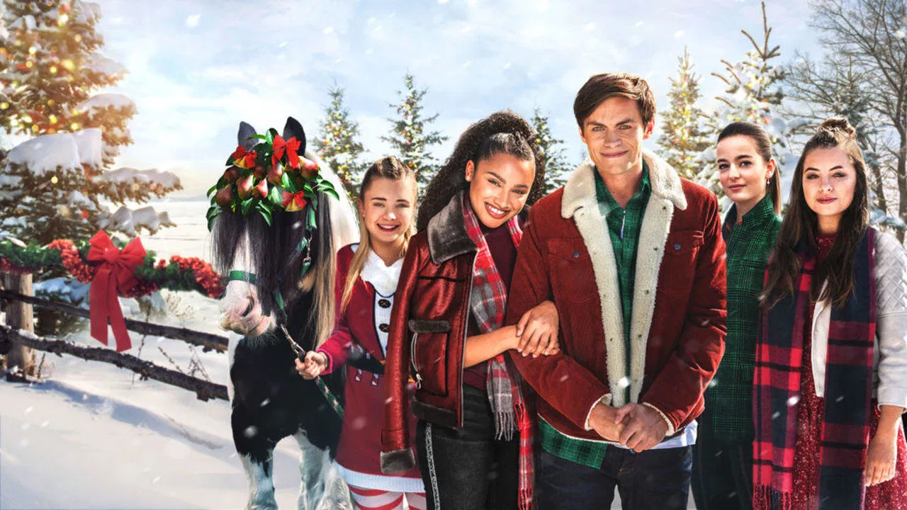 Free Rein: The Twelve Neighs of Christmas [2018]