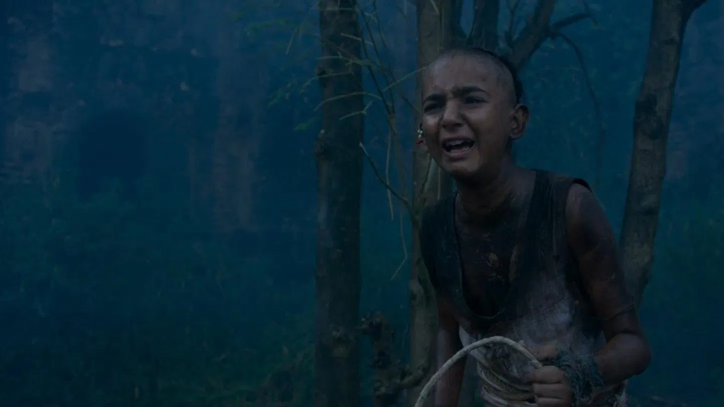 Tumbbad [2018]  [Hindi]